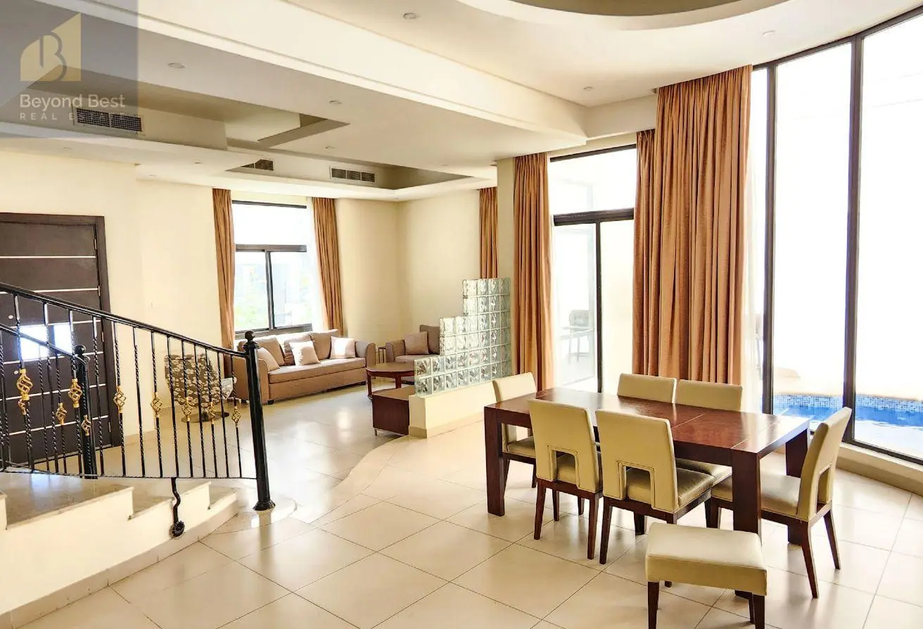 Bright & Modern Furnished Villa with Pool