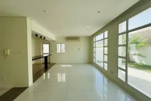 فلل هادئة بغرفتي نوم وصالة للبيع في الحدائق الخاصة والحي الهادئ بمشروع ريف فيوز