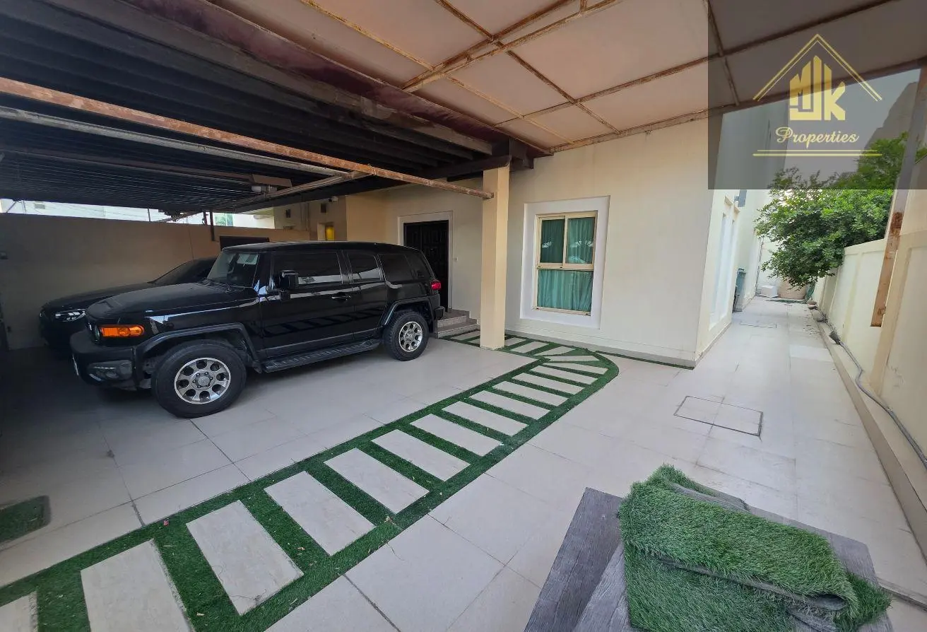 Villas for Sale in Janabiya – Spacious and Luxurious