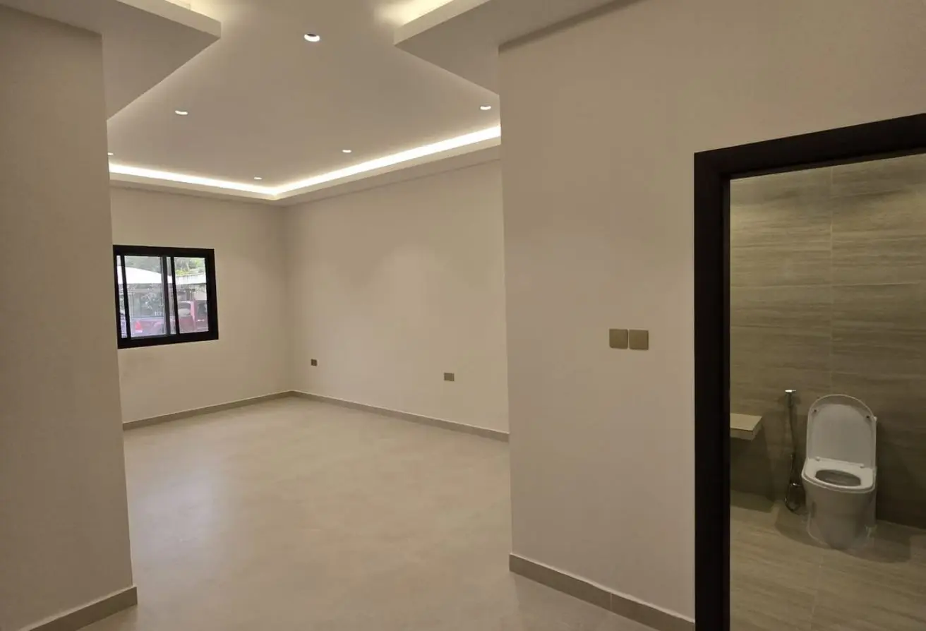 Renovated Modern Villas for Sale in Prime Isa Town Location