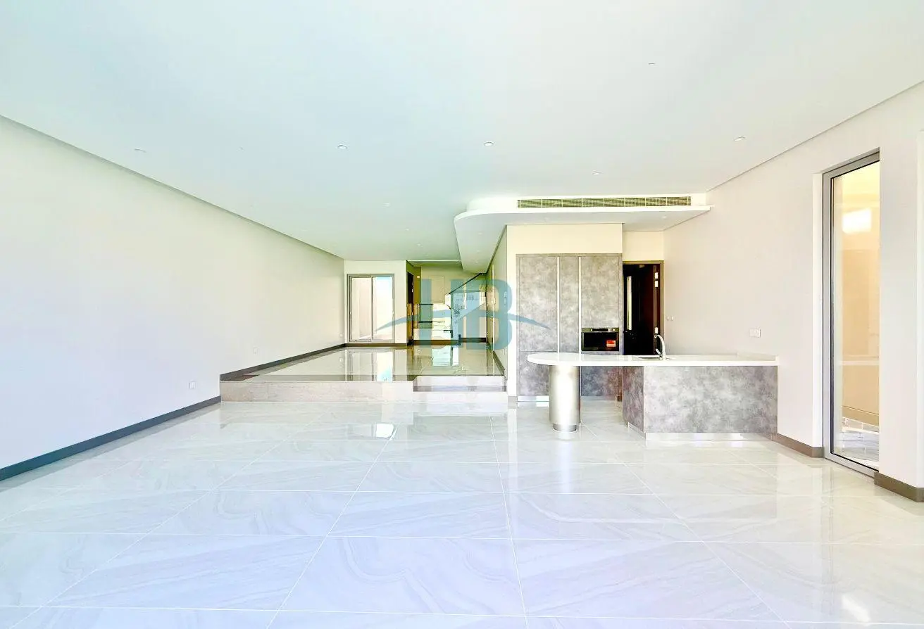 Luxurious and Stunning Waterfront Villa for Sale in Al Naseem, Diyar Muharraq