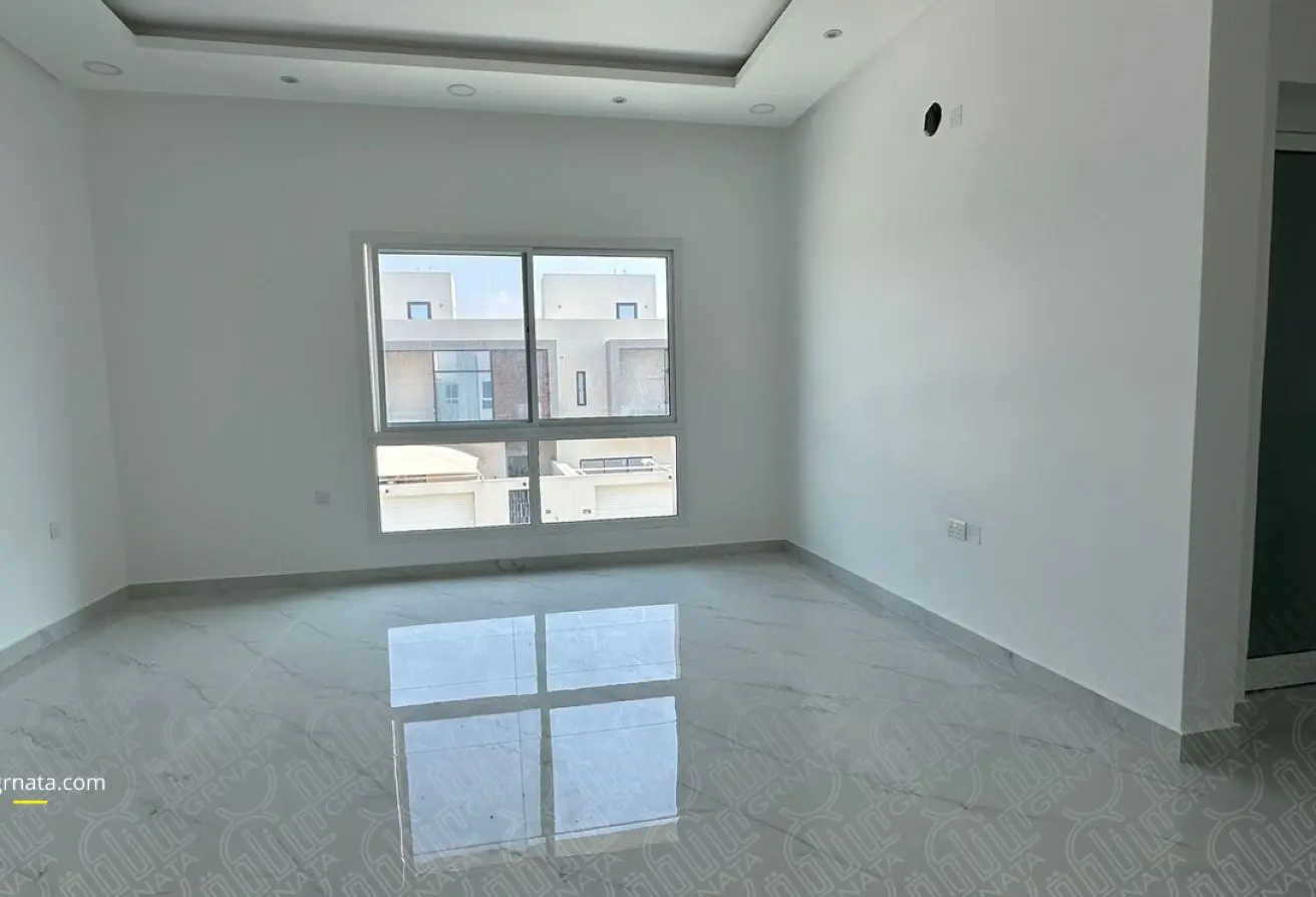4-Bedroom Elegant Villa for Sale in Malkiyah