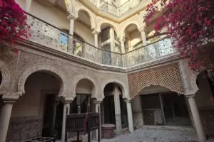 Luxury Classic-Style Villa for Sale in Saar/Shakhura – Exquisite Shakhura Real Estate Opportunity