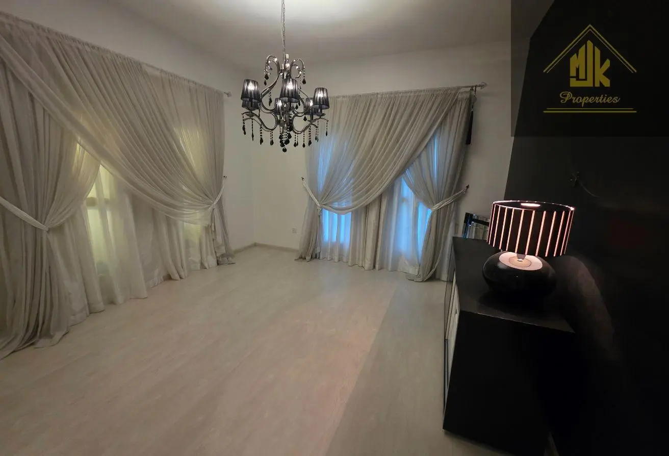 Villas for Sale in Janabiya – Spacious and Luxurious