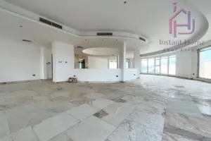 Corner 7BHK Villa for Sale in Amwaj Islands – Luxury Home