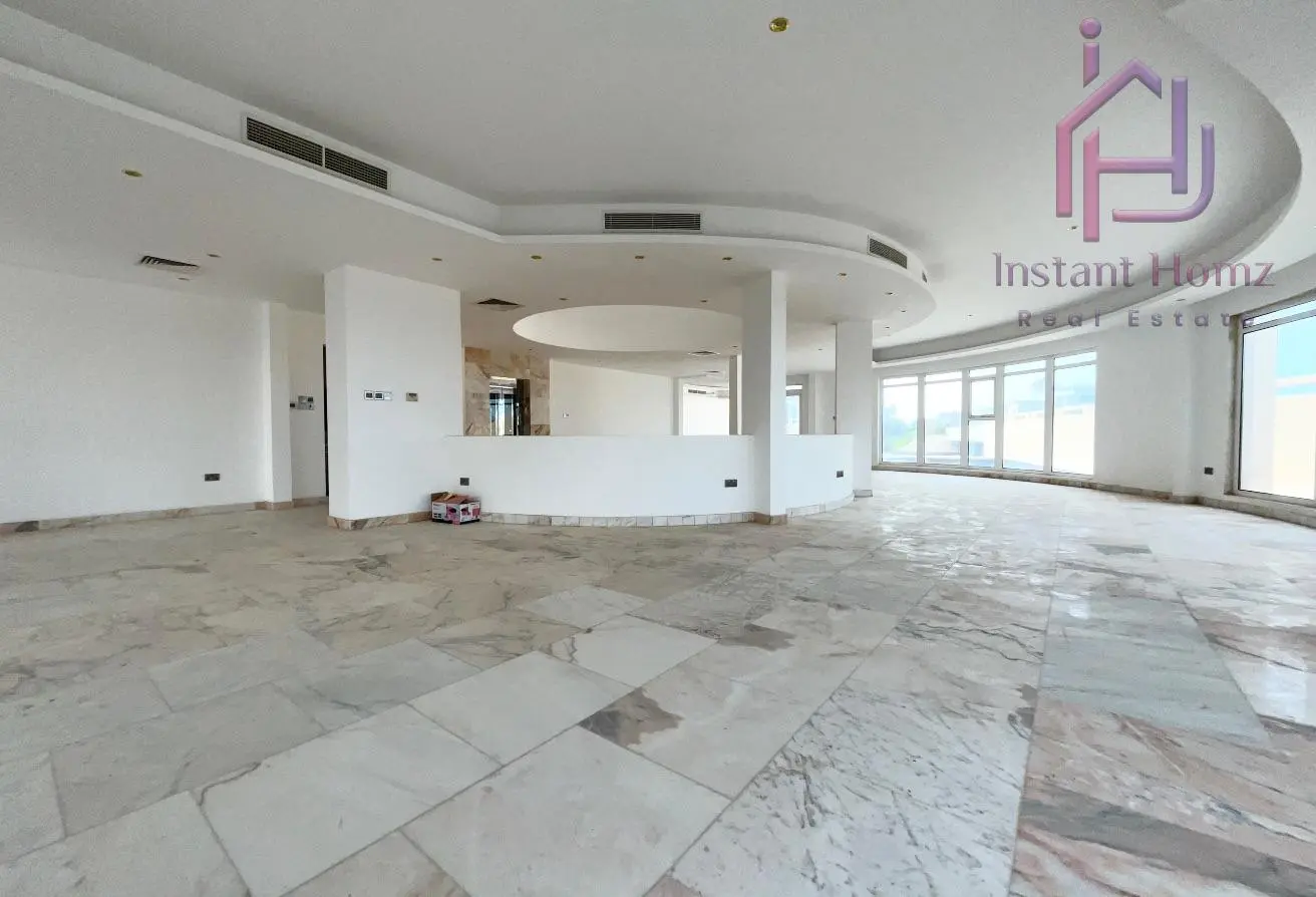 Corner 7BHK Villa for Sale in Amwaj Islands – Luxury Home