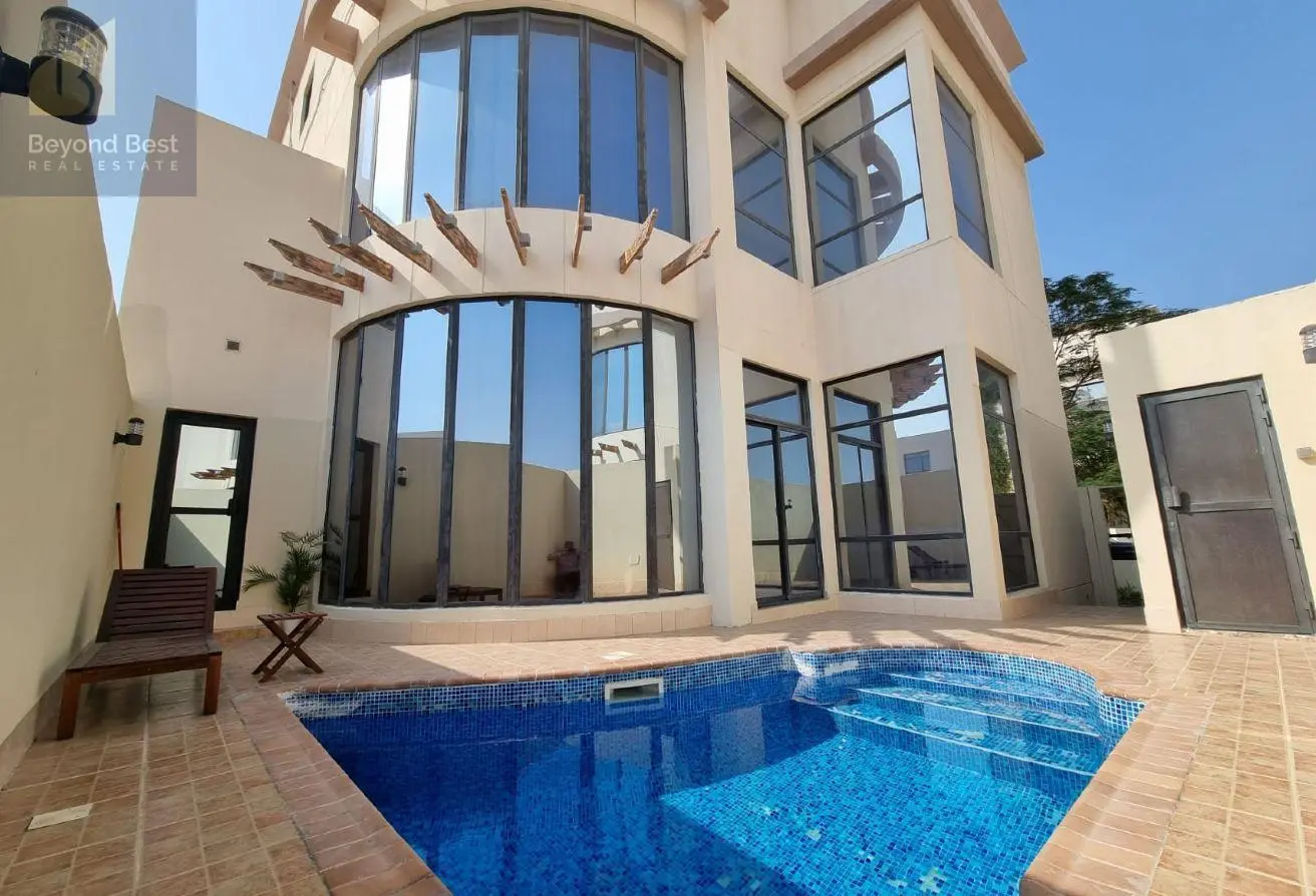 Bright & Modern Furnished Villa with Pool
