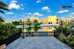 فيلا فاخرة G+1 على الواجهة البحرية للبيع | عقار مميز في مدينة المرسى العائمة