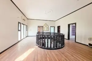 Grand Family Villa | Private Living | Prime Saar