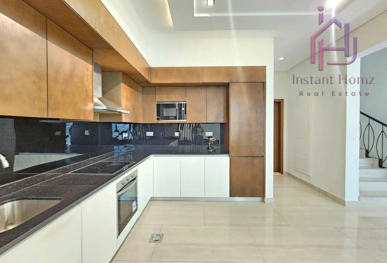 4BHK Modern Furnished Villa for Sale in Budaiya – Sea View