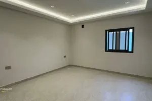 4-Bedroom Villa for Sale in Isa Town