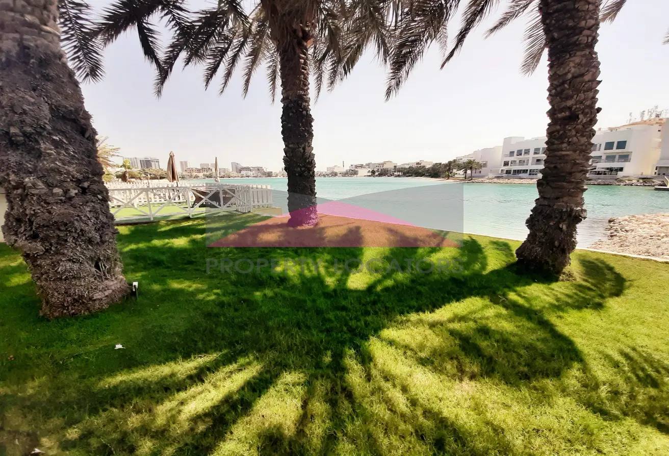 Luxurious Villa for Sale: Private Pool, Prime Location on White Sandy Beach – Tala Island