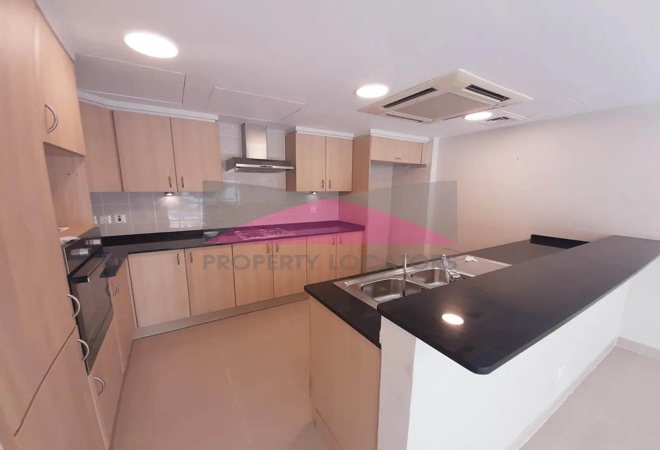 Luxurious Villa for Sale: Private Pool, Prime Location on White Sandy Beach – Tala Island
