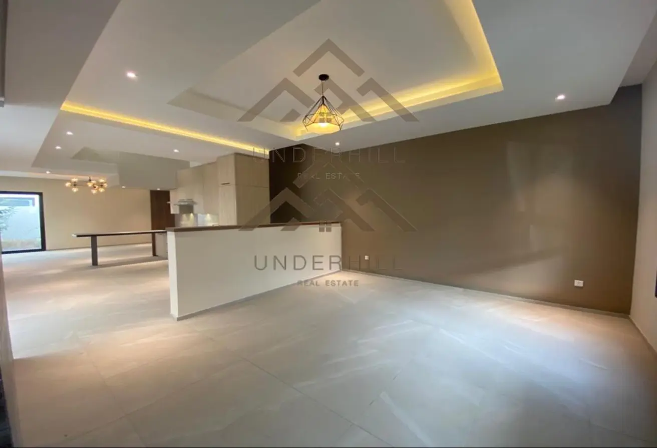 Luxurious Modern Villa for Sale in Saar Saraya 1