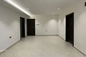 4-Bedroom Villa for Sale in Isa Town