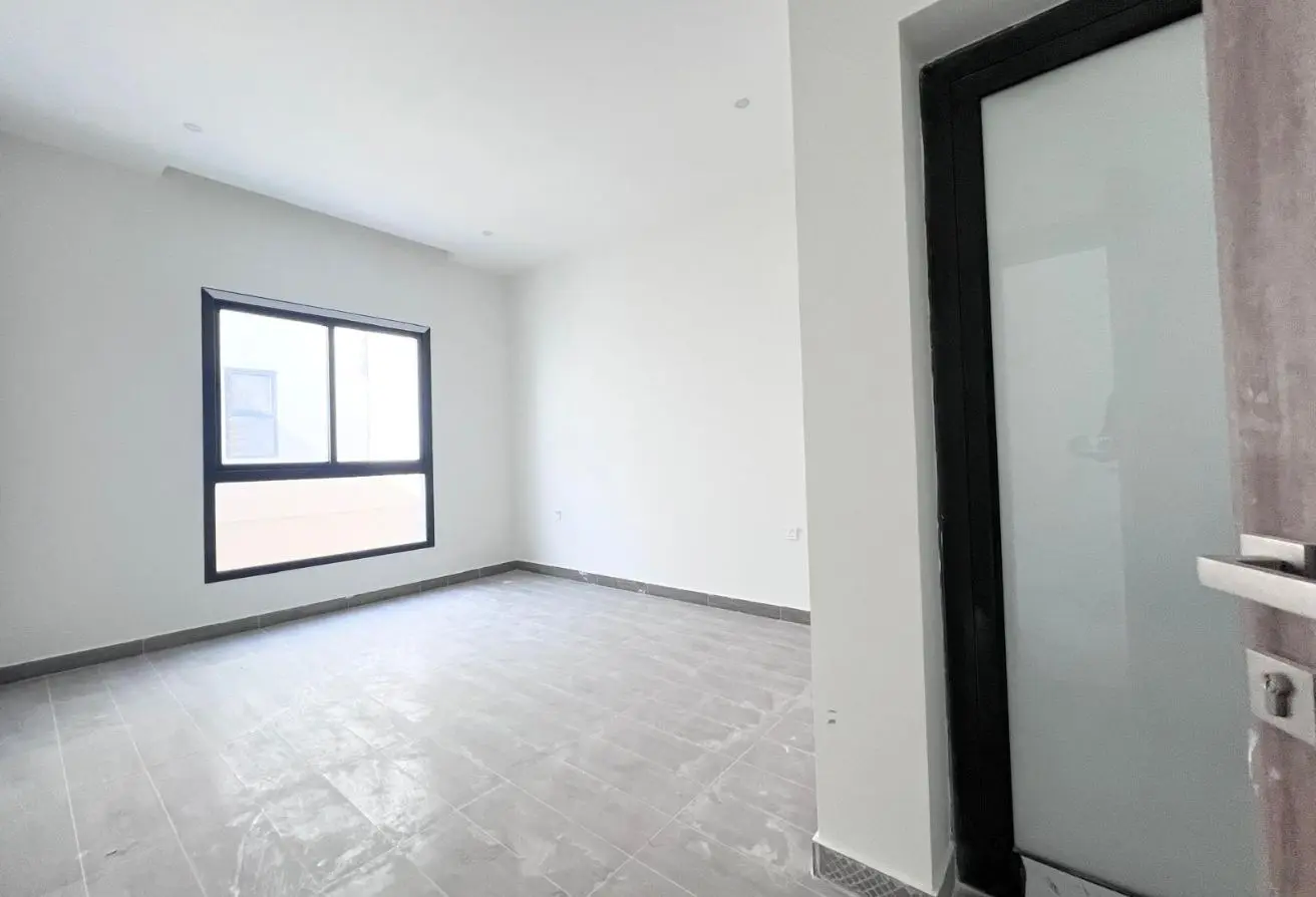 4BHK Standalone Villa for Sale in Busaiteen