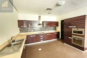 Bright & Modern Furnished Villa with Pool