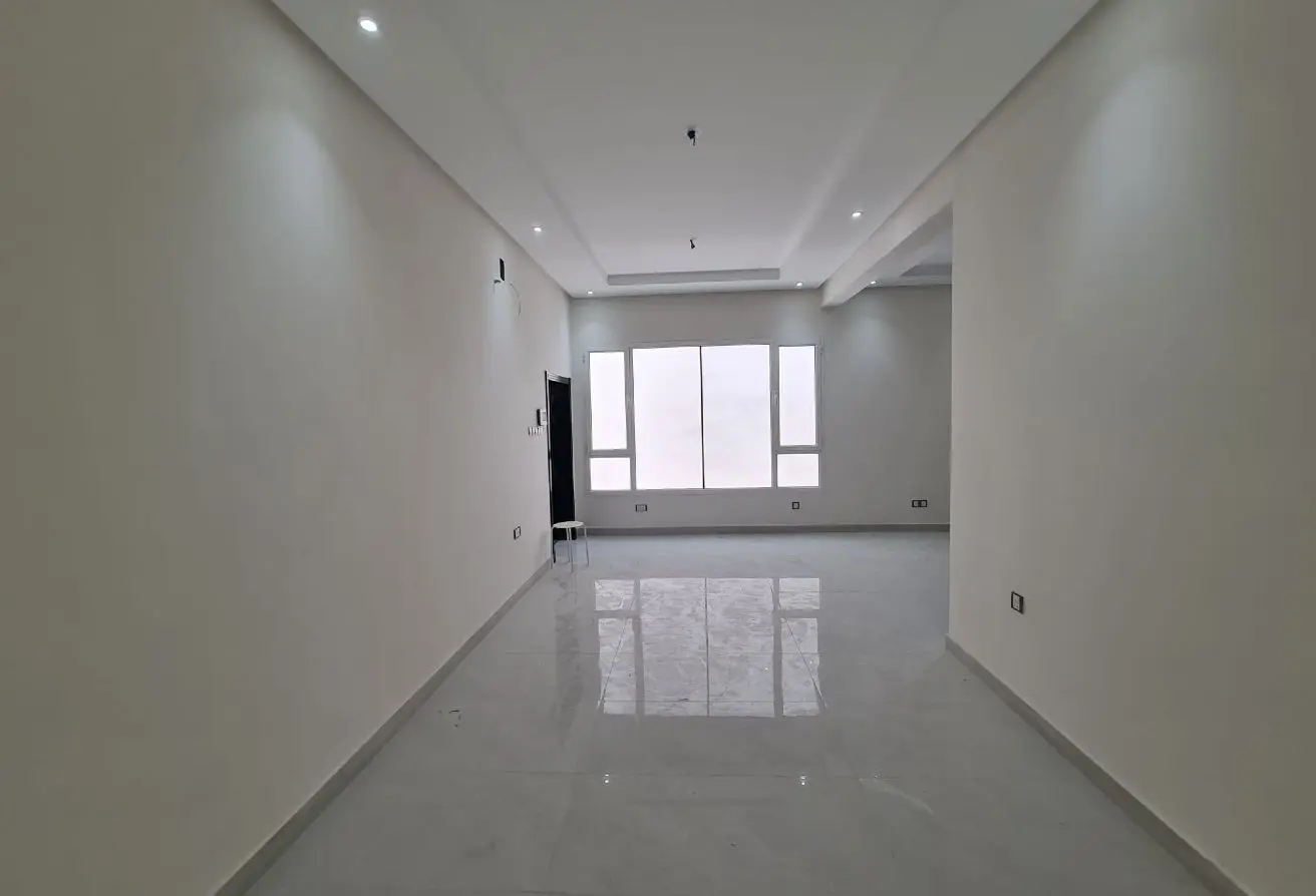 Villa for Sale – Al Hidd, Bahrain
