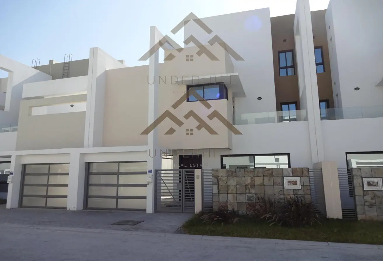 Luxurious Modern Villa for Sale in Saar Saraya 1