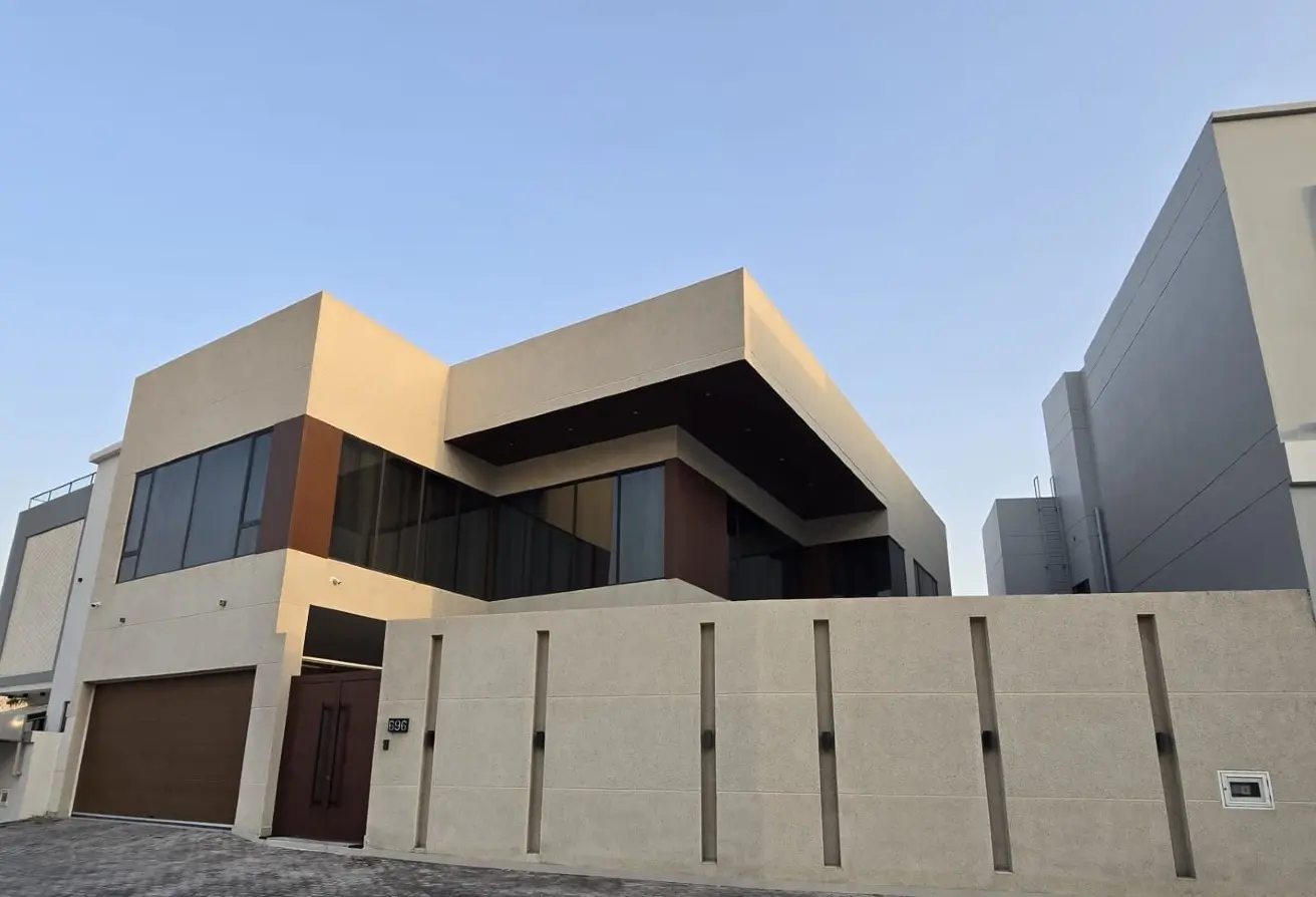 Modern Villa for Sale in Riffa Prime Location