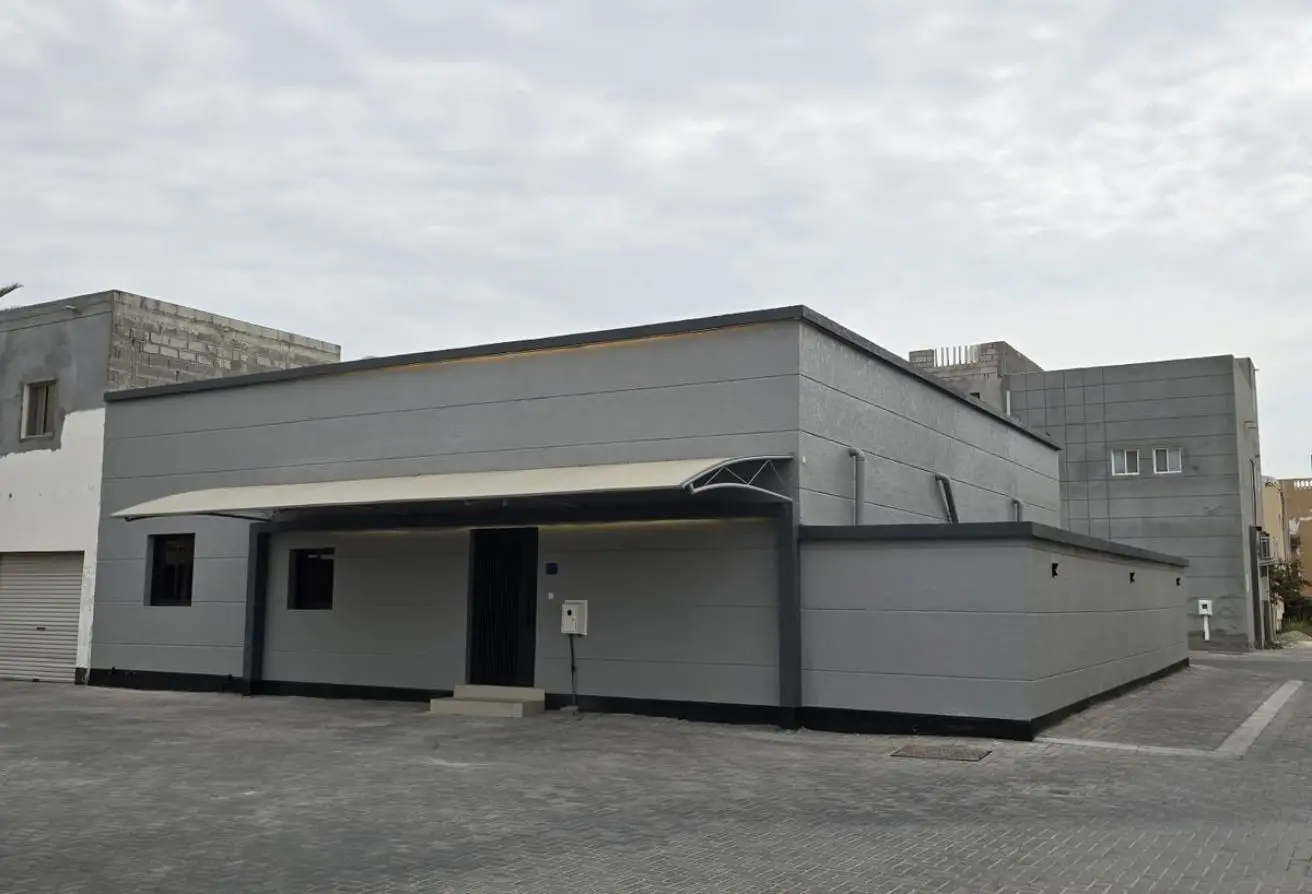 Renovated Modern Villas for Sale in Prime Isa Town Location