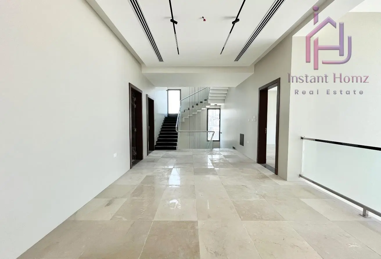Luxury Villa for Sale in Al Janabiya, Beautiful Design