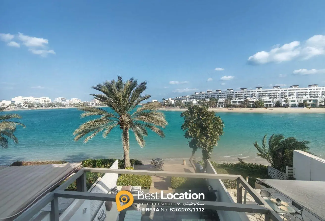 Modern Villas for Sale in Amwaj Marina – Prime Location