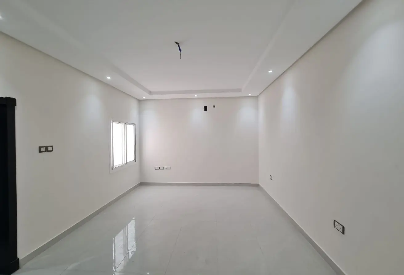 Villa for Sale – Al Hidd, Bahrain