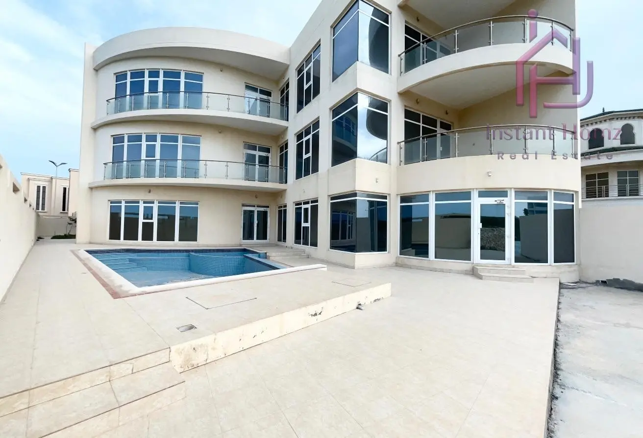 Corner 7BHK Villa for Sale in Amwaj Islands – Luxury Home