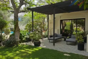 Double Plot Villas with Pool for Sale in Prime Saar Location