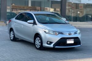 Toyota Yaris 2015 (Silver)