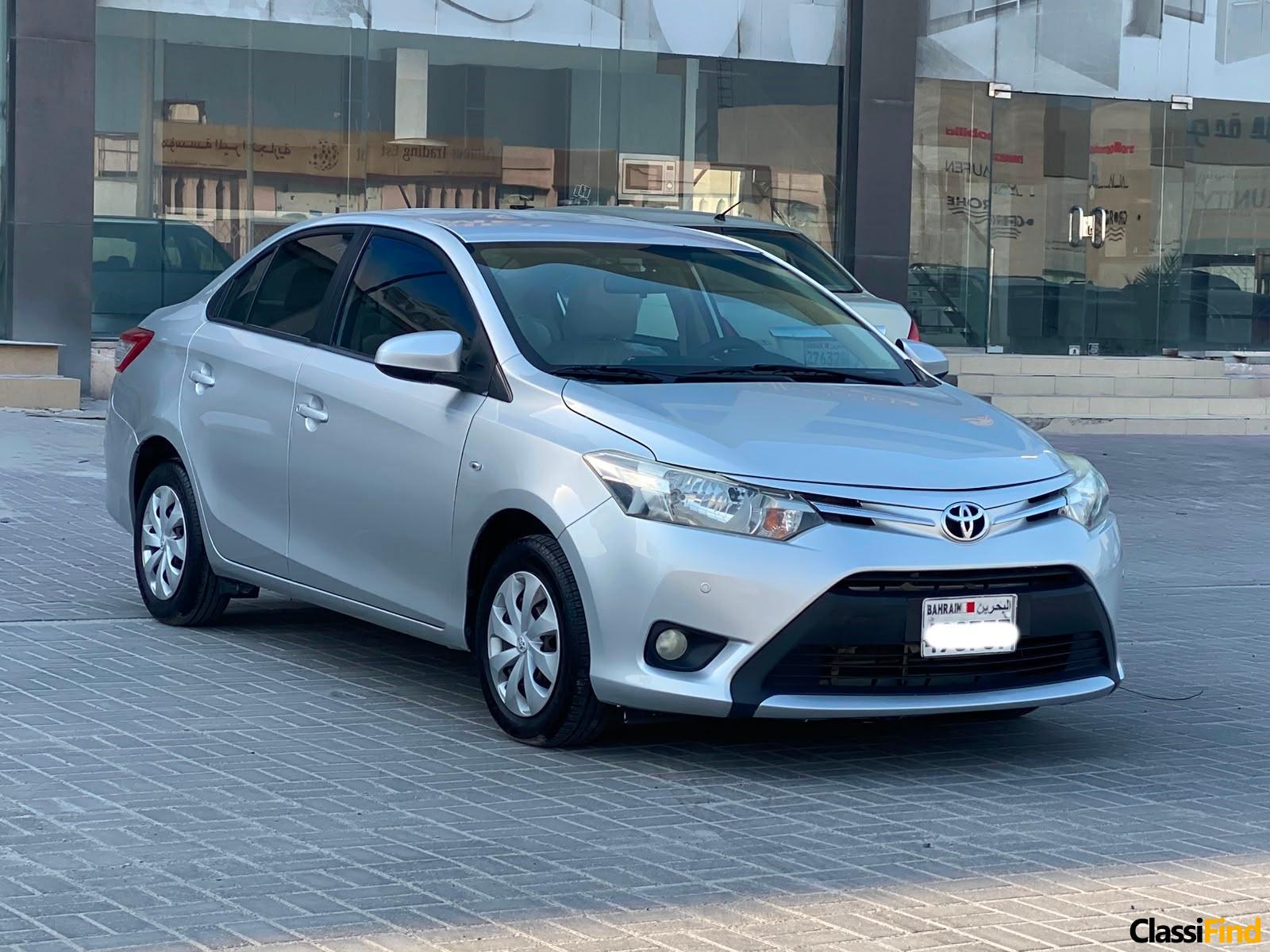Toyota Yaris 2015 (Silver)
