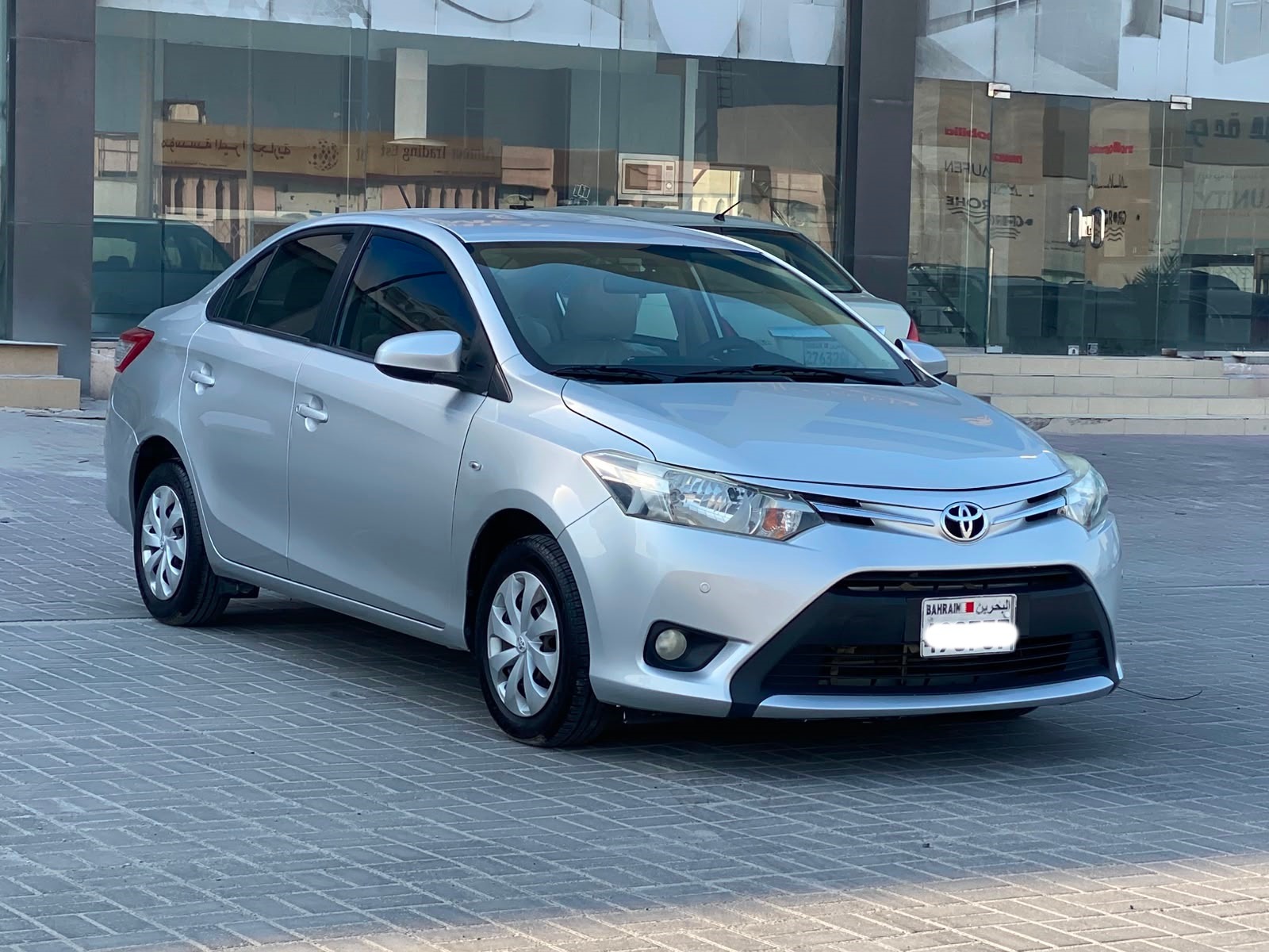 Toyota Yaris 2015 (Silver)