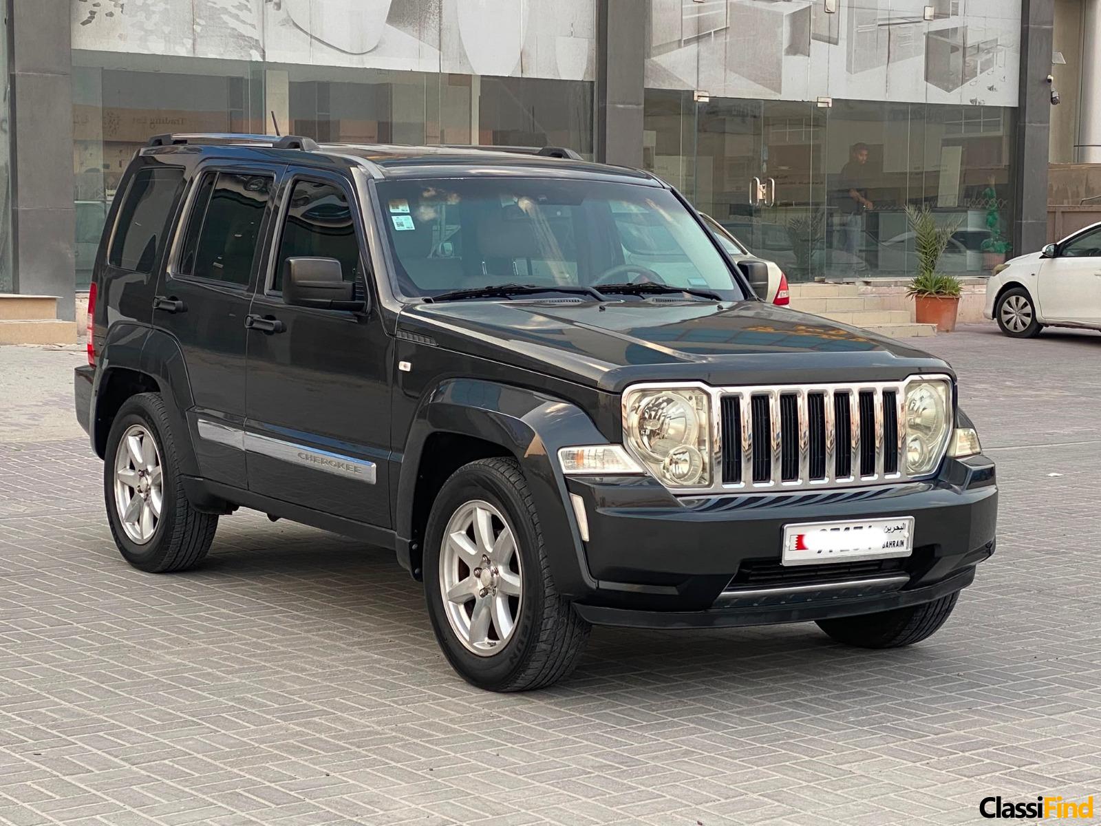 Jeep Grand Cherokee LTD 2010 (Black)