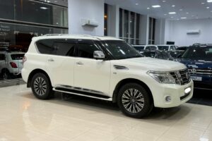 Nissan Patrol Platinum 2014 (White)