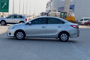 Toyota Yaris 2015 (Silver)