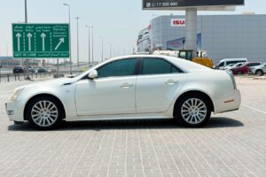 Cadillac CTS 2011 (White)