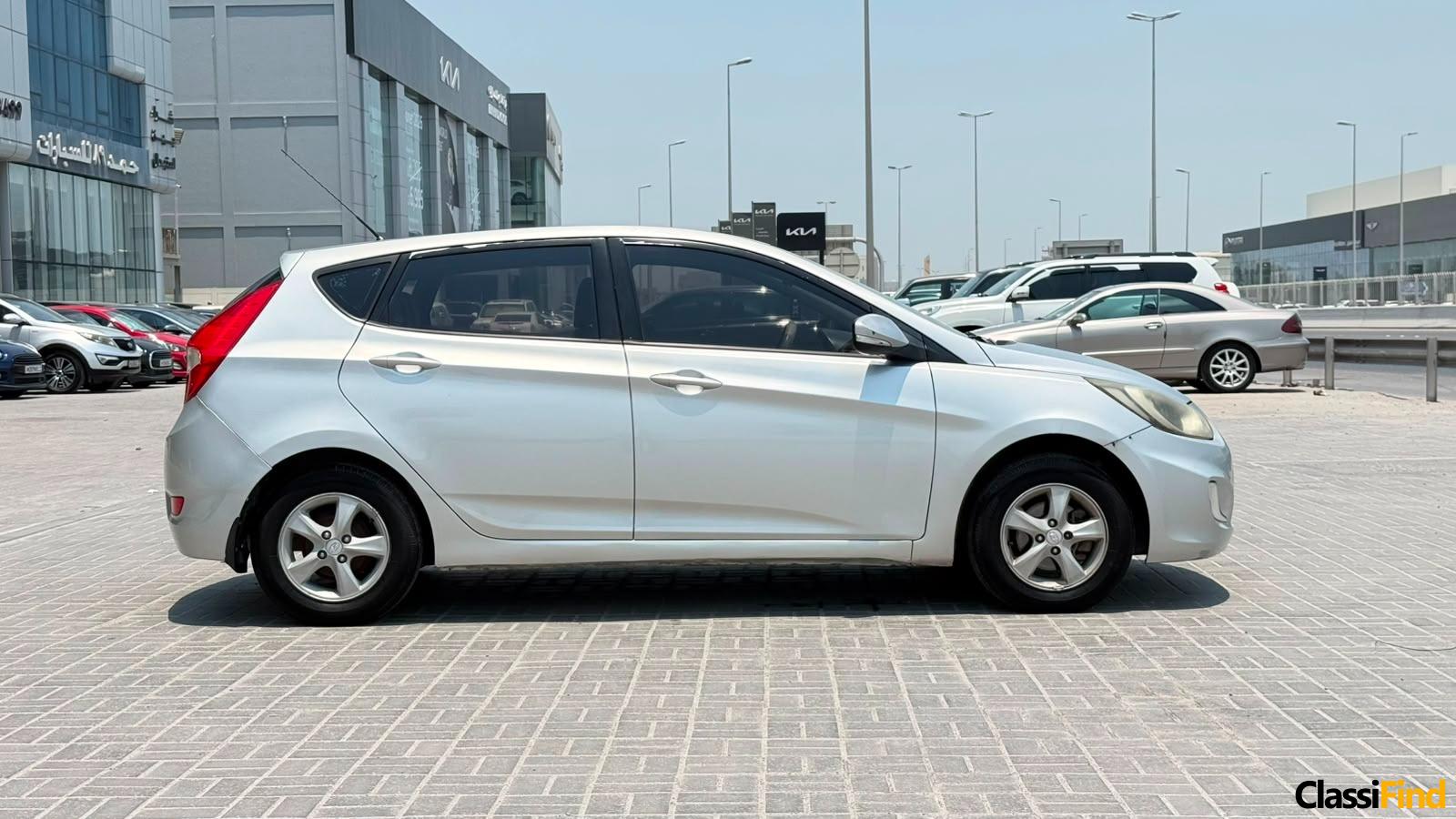 Hyundai Accent 2015 (Silver)