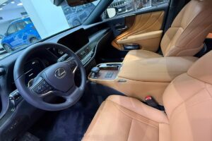 Lexus LS-350 / 2026 (Blue)
