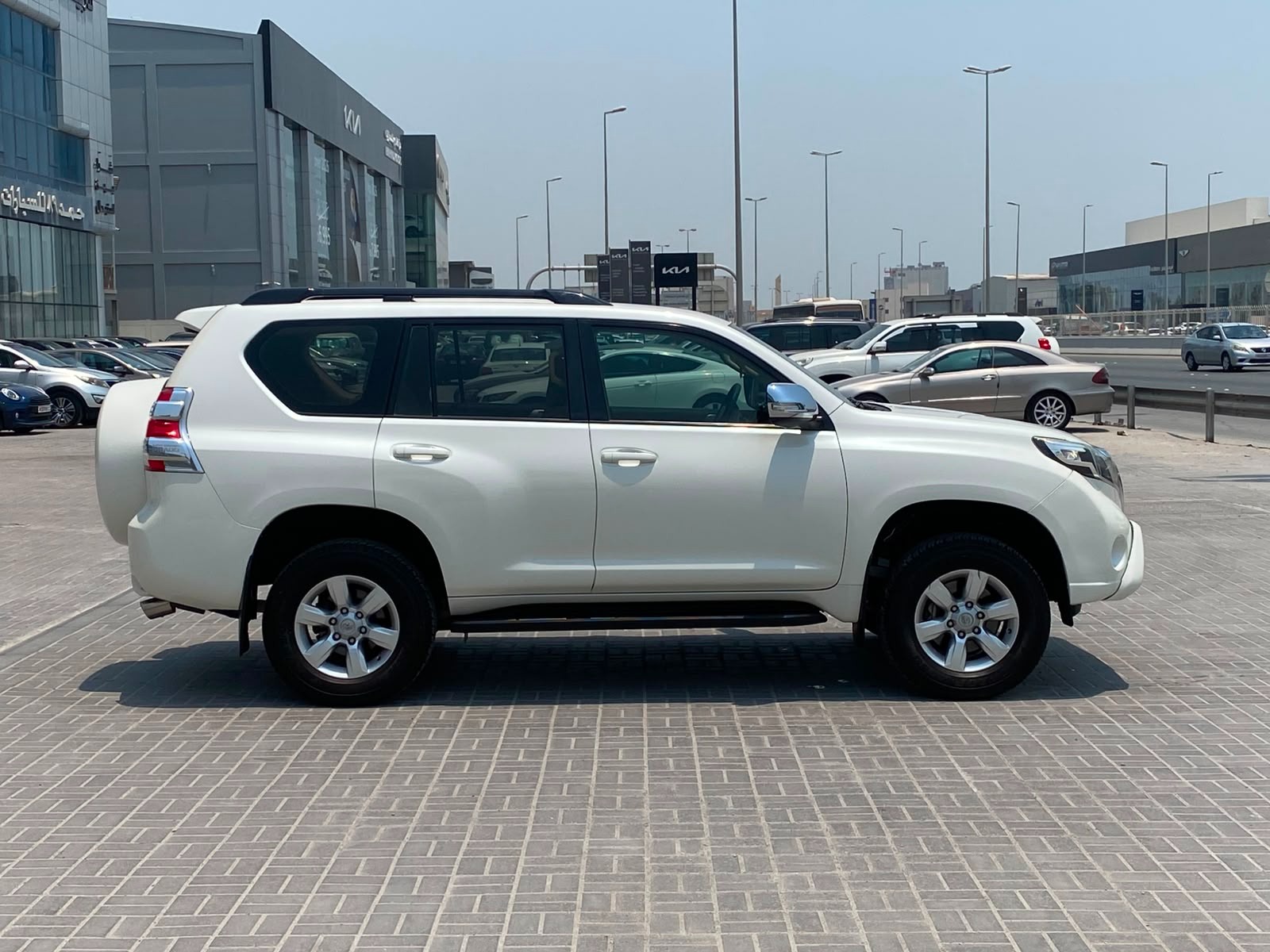 Toyota Prado TX-L 2015 (White)
