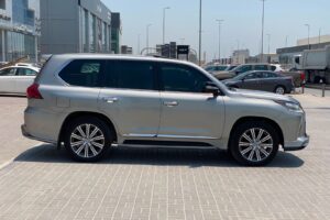 Lexus LX-570 S 2016 (Silver)
