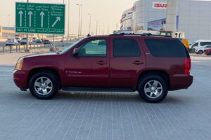 GMC Yukon 2009 (Maroon)