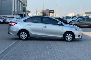 Toyota Yaris 2015 (Silver)