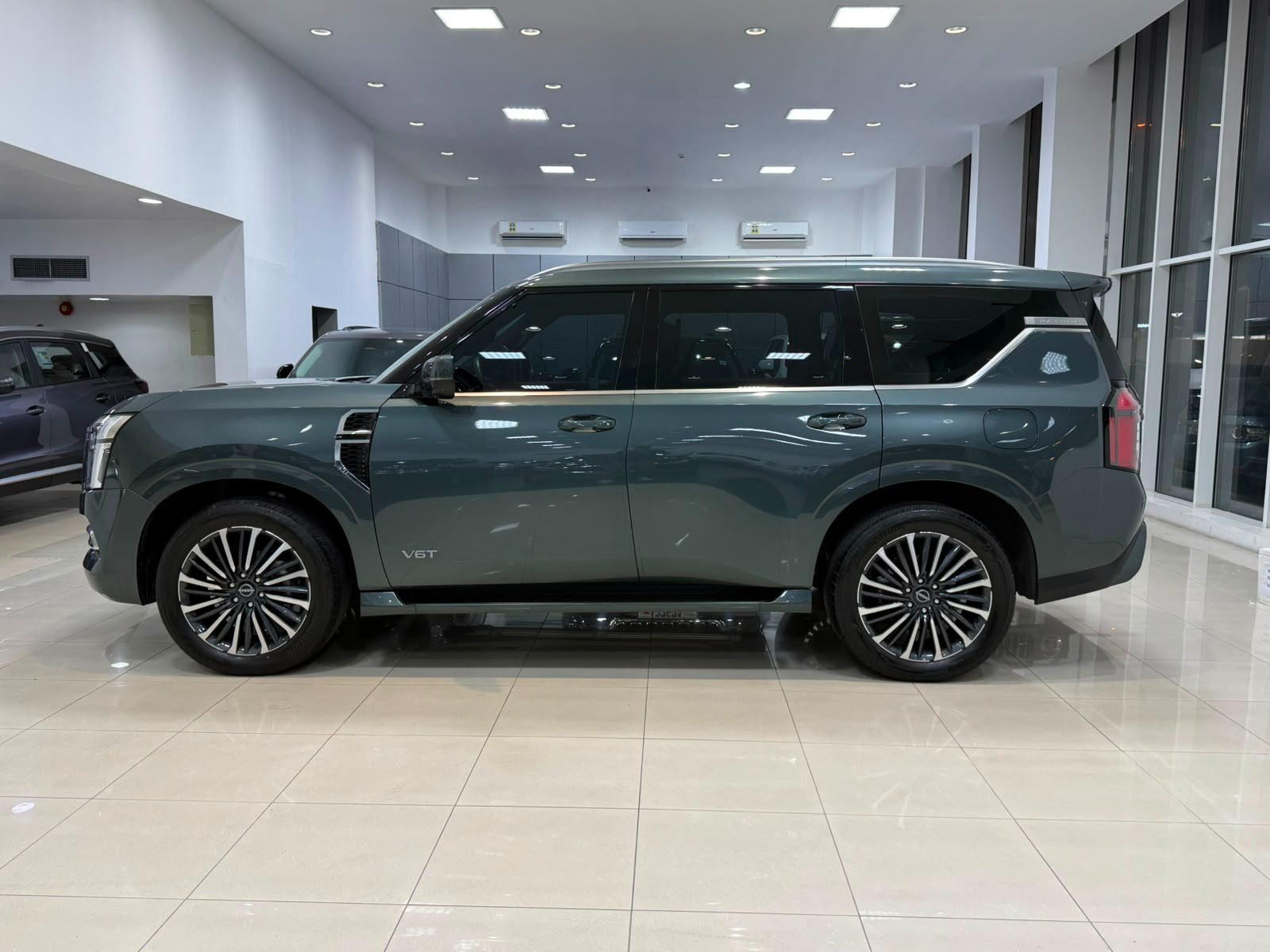 Nissan Patrol Platinum 2025 (Green)