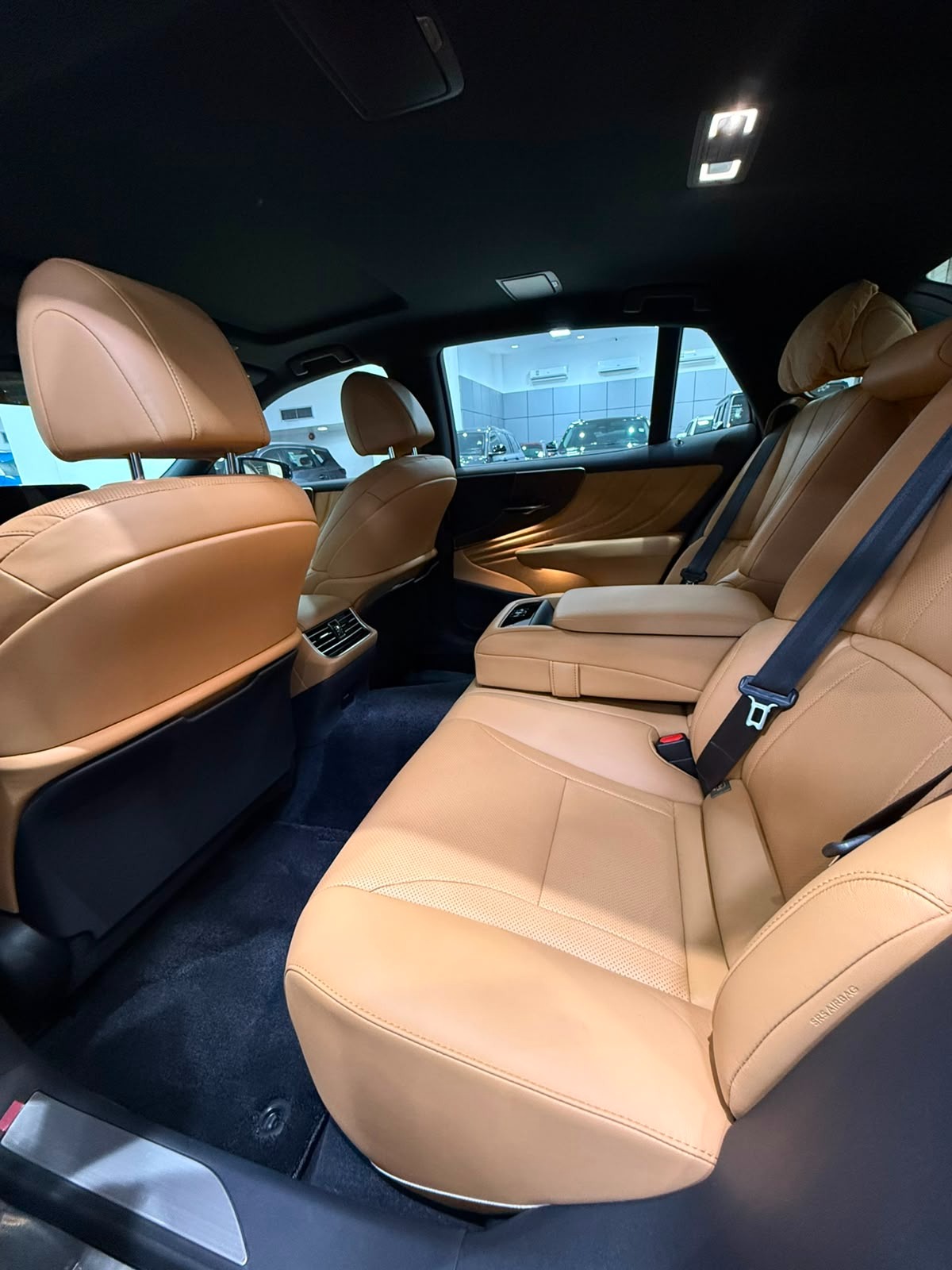 Lexus LS-350 / 2026 (Blue)