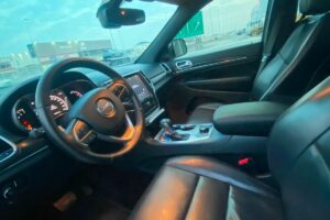 Jeep Grand Cherokee LTD 2018 (Silver)