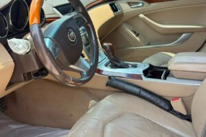 Cadillac CTS 2011 (White)