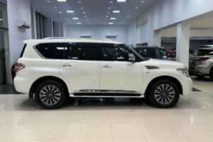 Nissan Patrol Platinum 2014 (White)