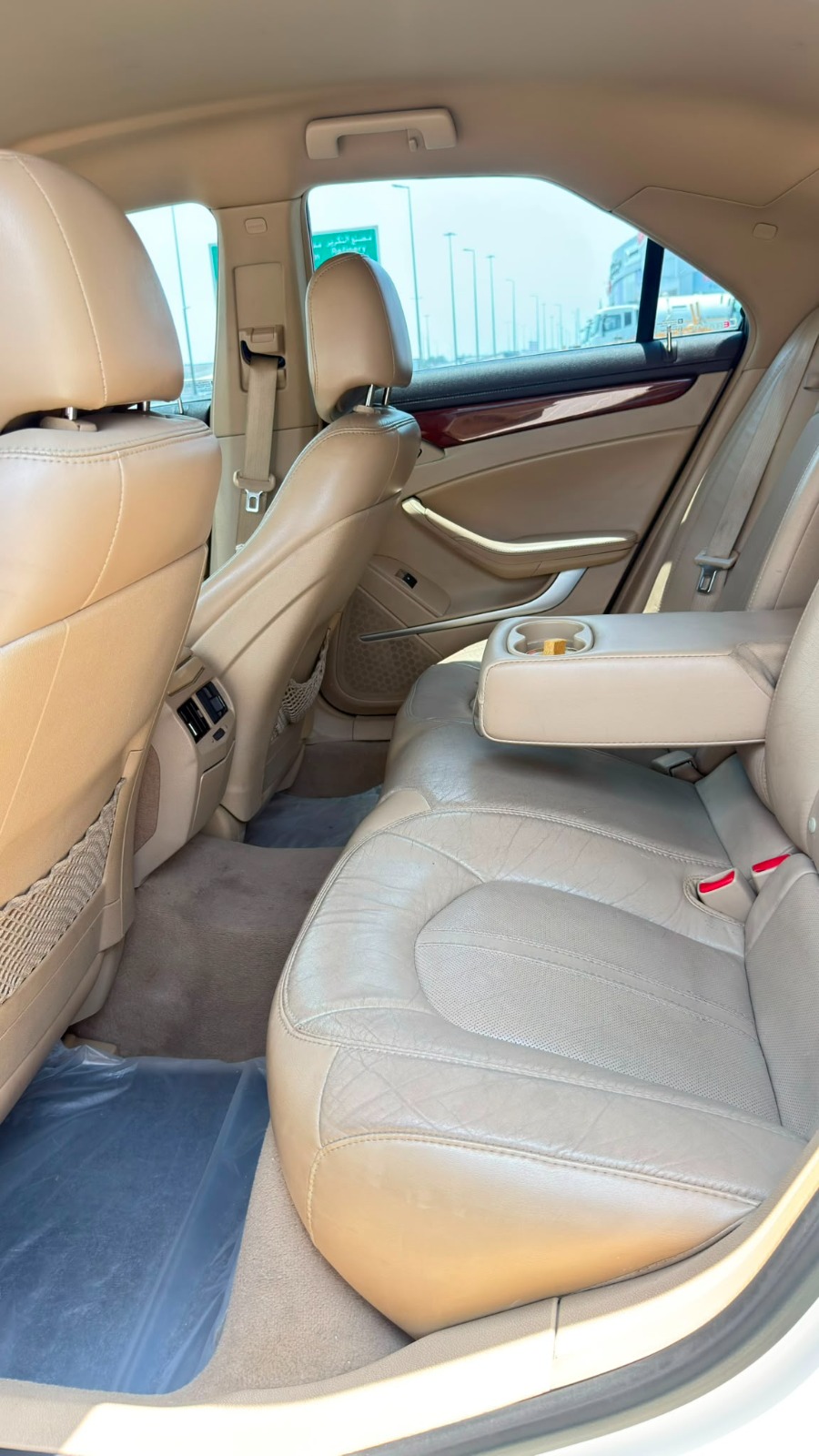 Cadillac CTS 2011 (White)