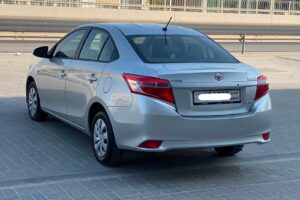 Toyota Yaris 2015 (Silver)